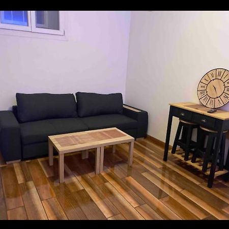 Studio Meuble Tout Equipe!! Boujan-sur-Libron Exteriör bild